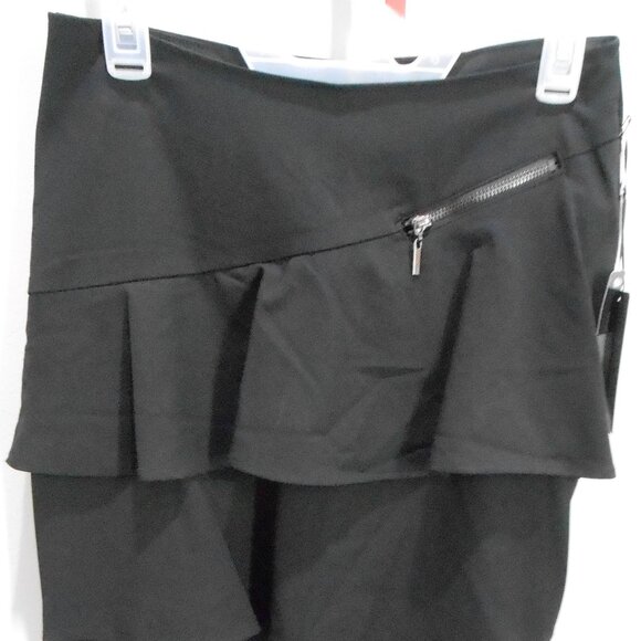 Bisou Bisou Michele Bohbot Black Solid Ruffled Skirt w/Silver Zipper-Size 4 - Picture 1 of 3